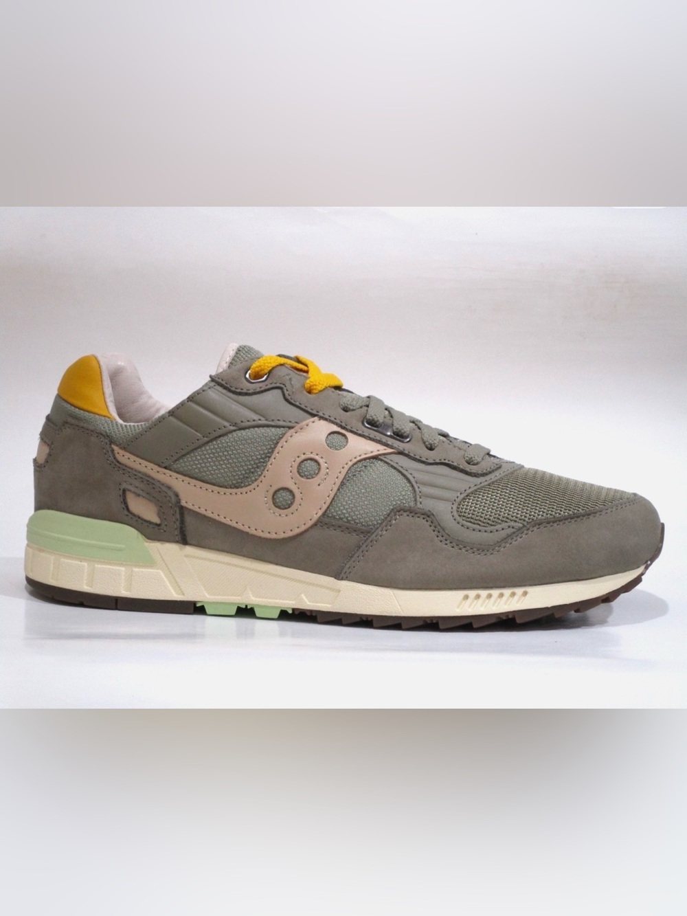 Saucony Shadow 5000 sneaker |  'Grey Curry' | Size 7.5 men’s (9 women’s)